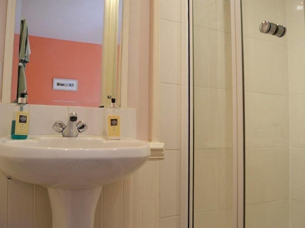 Ashleigh House Bed & Breakfast Windermere Ngoại thất bức ảnh